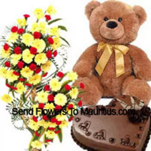 Een arrangement van 3 voeten hoog met een assortiment bloemen, 1 kg hartvormige chocoladetaart en een knuffelbeer van 2 voeten hoog (Let op: taart bezorging is alleen beschikbaar voor de regio Metro Manila. Alle taartbestellingen buiten Metro Manila worden vervangen door een chocolade brownietaart zonder room of de ontvanger krijgt een Red Ribbon Voucher genoeg om dezelfde taart te kopen)