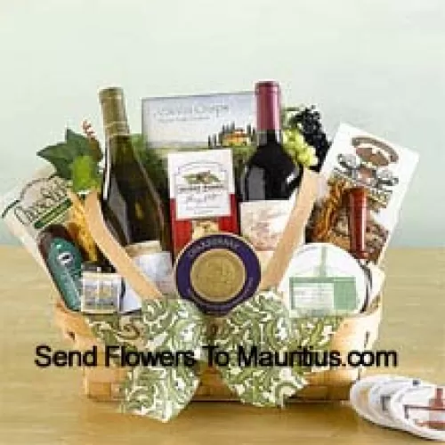 Questo cesto regalo per la festa del papà include due vini rossi californiani, formaggio, croccanti crackers, pistacchi, noci, salame, biscotti ai pezzi di cioccolato, una mini senape della Napa Valley e un set di sottobicchieri insieme a un tagliere per formaggi da ricordo. (Il contenuto del cesto, inclusi i vini, può variare a seconda della stagione e del luogo di consegna. In caso di indisponibilità di un certo prodotto, lo sostituiremo con un prodotto di pari o maggior valore)